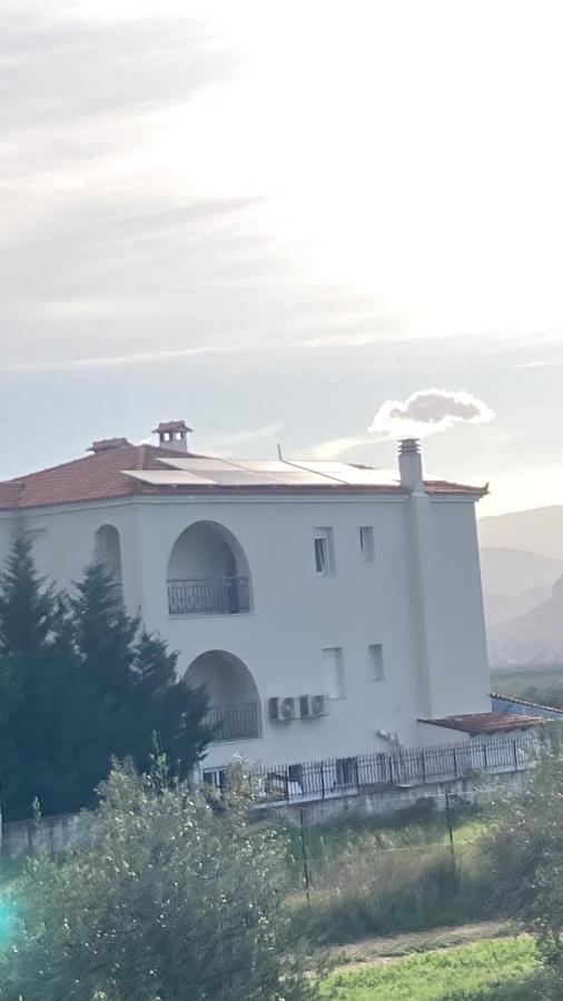 Apartment Enchanting Mycenae - Your Greek Retreat Argos