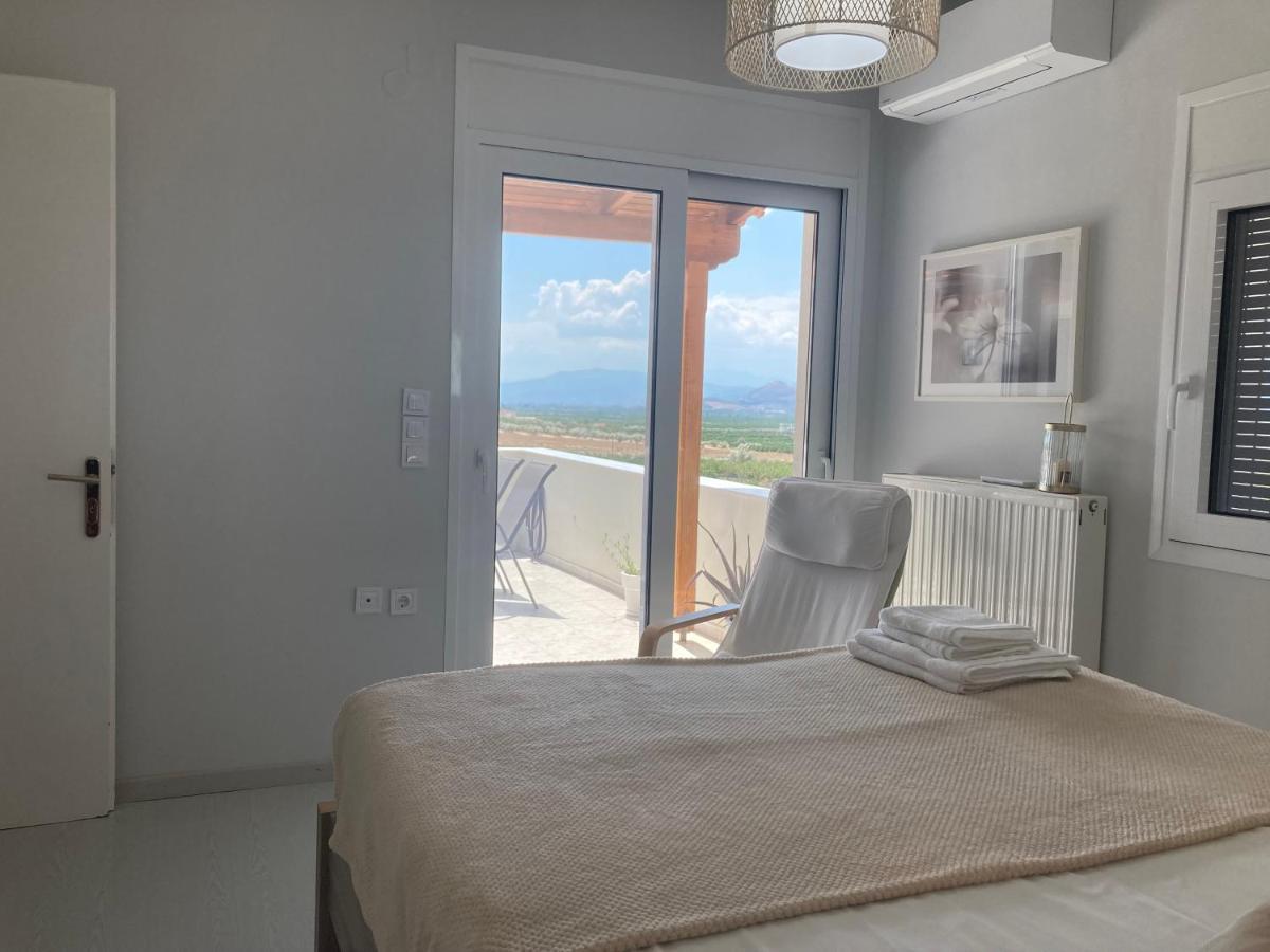 Apartment Enchanting Mycenae - Your Greek Retreat *